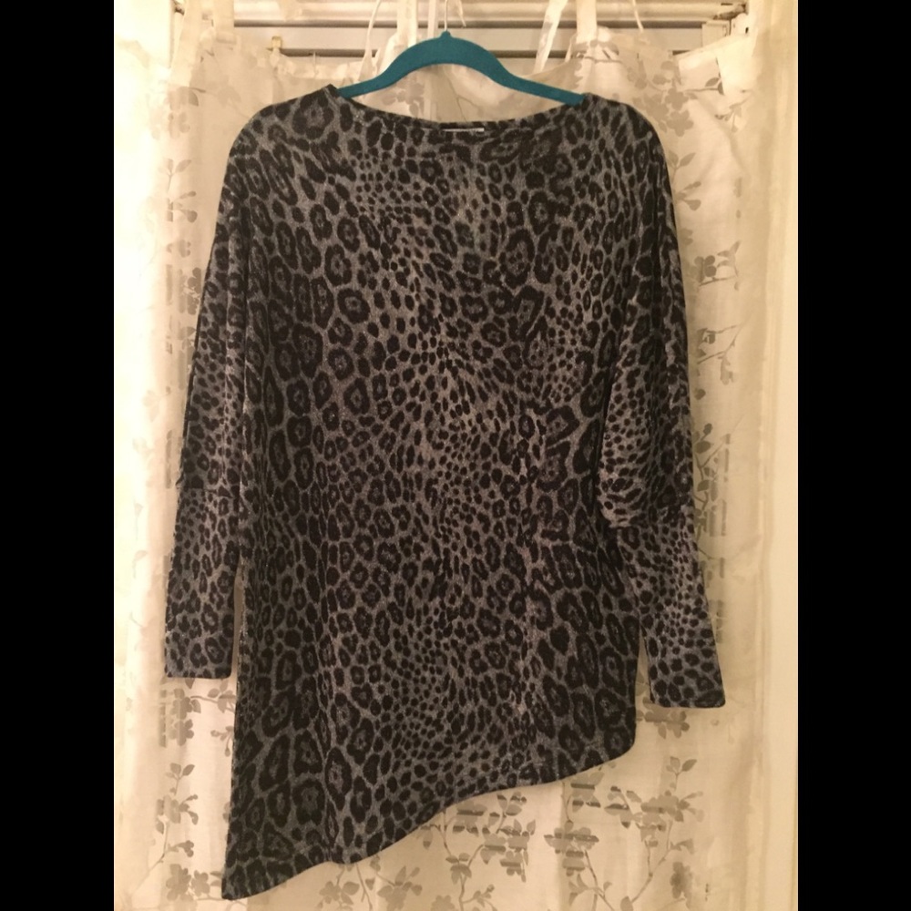 Stitch Fix Asymmetrical doleman sleeve pullover
